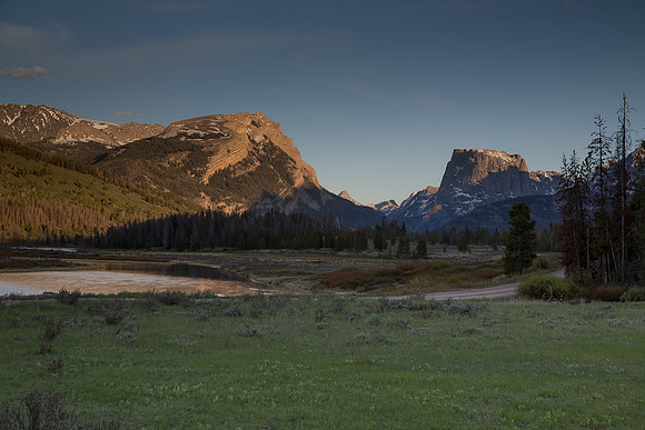 Paddling Green River Lakes below Squaretop in Wyoming